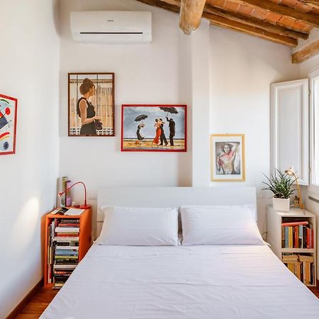 Piazza Dei Cavalieri Orange Attic Apartment Pisa Kültér fotó