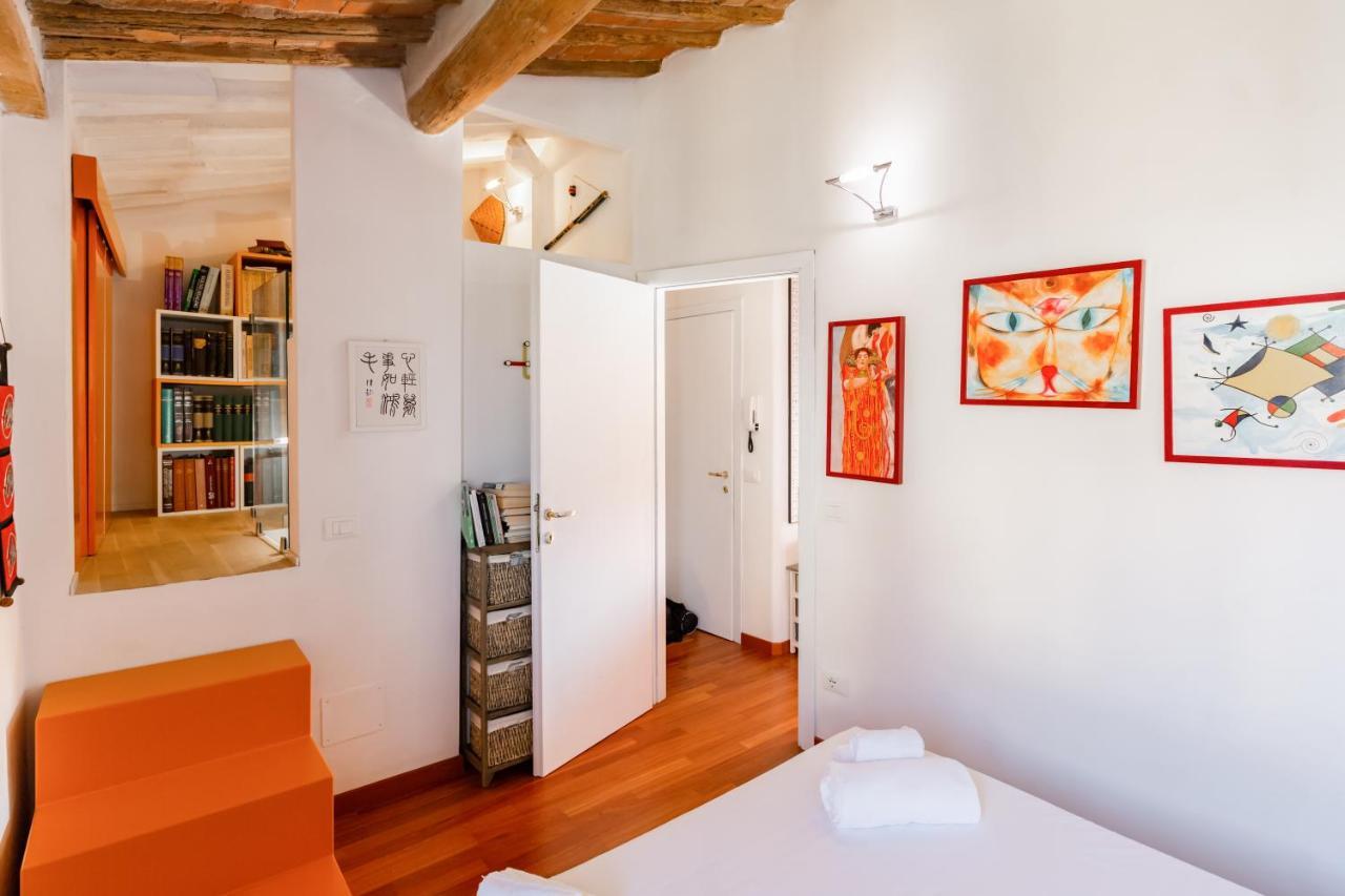 Piazza Dei Cavalieri Orange Attic Apartment Pisa Kültér fotó