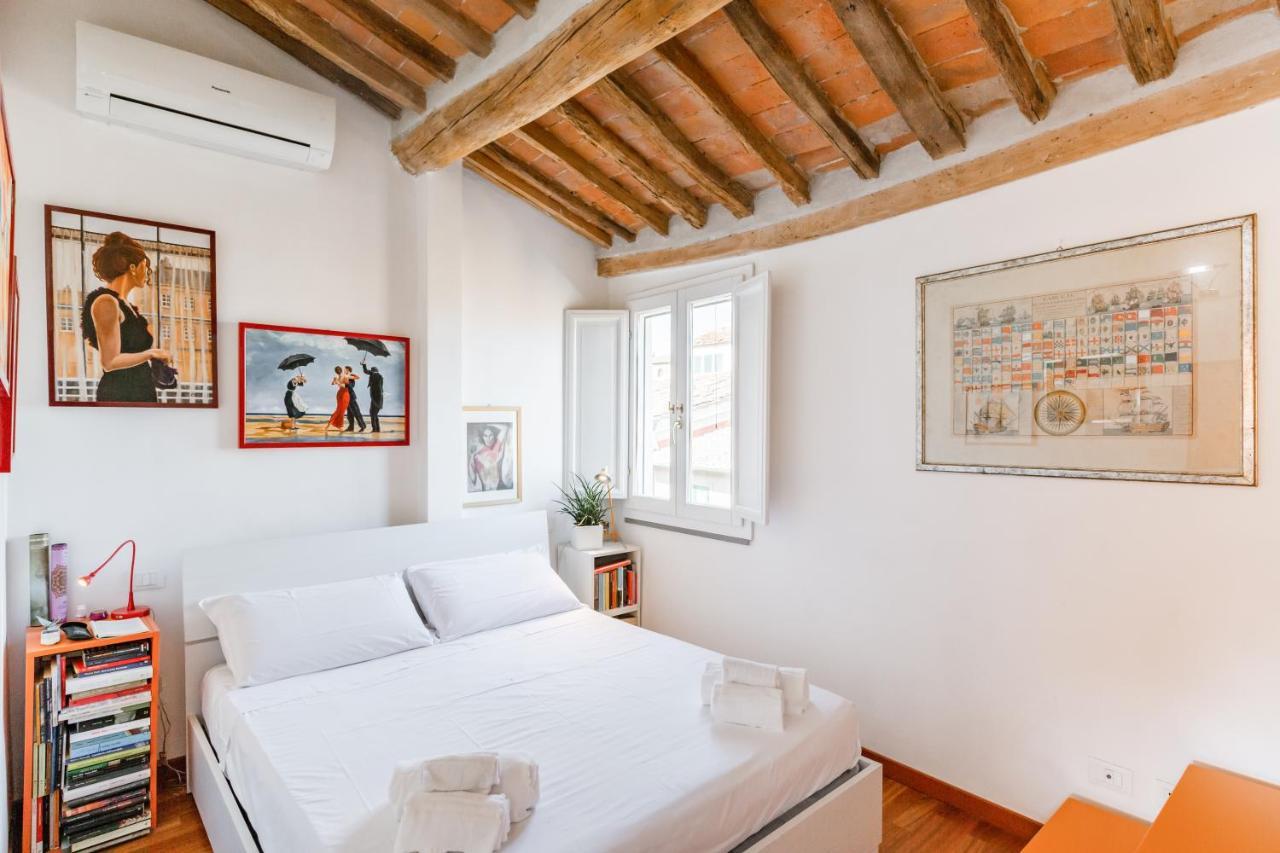 Piazza Dei Cavalieri Orange Attic Apartment Pisa Kültér fotó